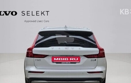 Volvo V60 Cross Country II, 2025 год, 4 490 099 рублей, 5 фотография