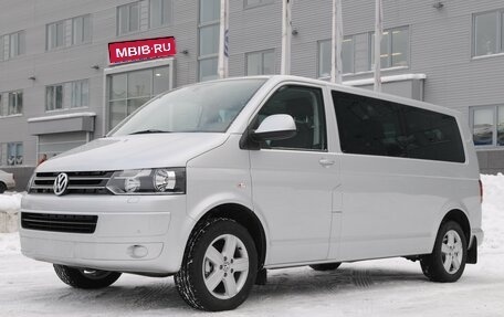 Volkswagen Caravelle T5, 2013 год, 2 100 000 рублей, 1 фотография
