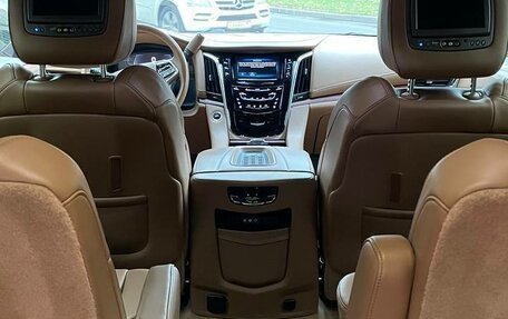 Cadillac Escalade IV, 2015 год, 5 950 000 рублей, 8 фотография