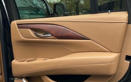 Cadillac Escalade IV, 2015 год, 5 950 000 рублей, 16 фотография