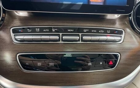 Mercedes-Benz V-Класс, 2022 год, 5 770 000 рублей, 21 фотография