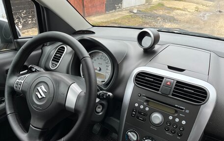 Suzuki Splash I рестайлинг, 2010 год, 650 000 рублей, 26 фотография