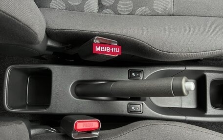 Suzuki Splash I рестайлинг, 2010 год, 650 000 рублей, 27 фотография