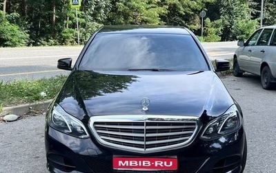 Mercedes-Benz E-Класс, 2015 год, 2 300 000 рублей, 1 фотография
