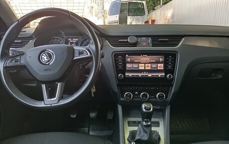 Skoda Octavia, 2019 год, 1 830 000 рублей, 8 фотография