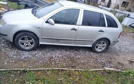 Skoda Fabia I, 2002 год, 200 000 рублей, 3 фотография