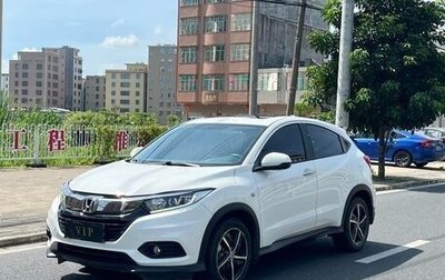 Honda Vezel, 2021 год, 1 300 000 рублей, 1 фотография