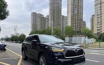 Toyota Highlander, 2022 год, 3 680 000 рублей, 1 фотография