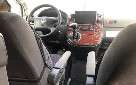 Volkswagen Multivan T5, 2009 год, 1 500 000 рублей, 6 фотография