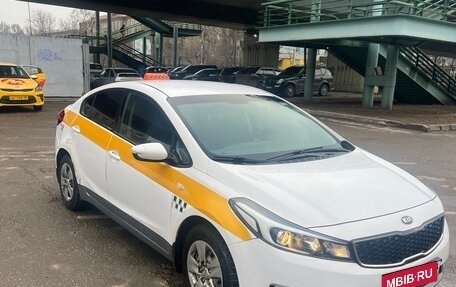 KIA Cerato III, 2019 год, 700 000 рублей, 2 фотография
