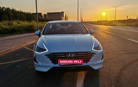 Hyundai Sonata VIII, 2022 год, 2 870 000 рублей, 3 фотография