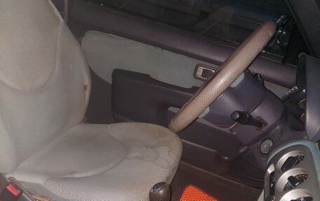 Nissan Micra II, 2001 год, 120 000 рублей, 4 фотография