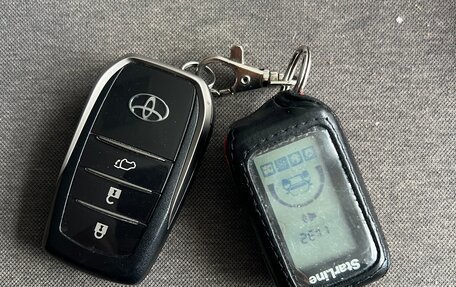 Toyota Land Cruiser 200, 2018 год, 8 450 000 рублей, 16 фотография