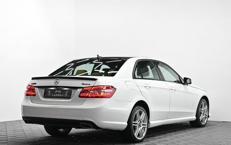Mercedes-Benz E-Класс, 2013 год, 1 565 000 рублей, 4 фотография