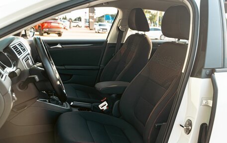 Volkswagen Jetta VI, 2018 год, 1 165 000 рублей, 10 фотография