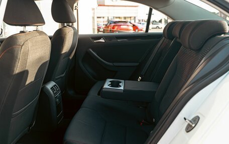 Volkswagen Jetta VI, 2018 год, 1 165 000 рублей, 21 фотография