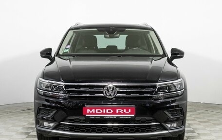 Volkswagen Tiguan II, 2019 год, 2 730 000 рублей, 2 фотография