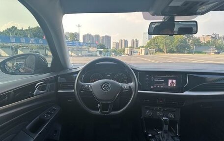 Volkswagen Passat B8 рестайлинг, 2021 год, 1 800 008 рублей, 11 фотография