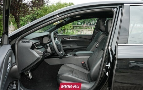 Toyota Camry, 2025 год, 3 986 526 рублей, 21 фотография