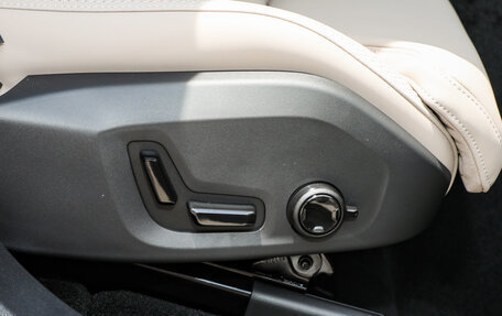 Volvo XC60 II, 2025 год, 5 771 955 рублей, 29 фотография