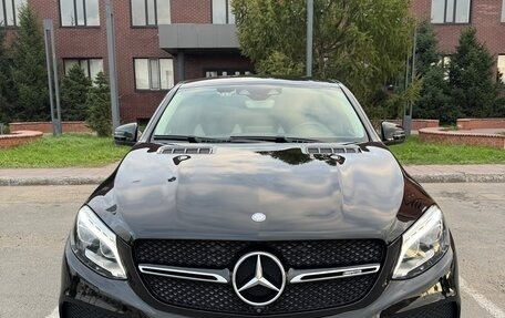 Mercedes-Benz GLE Coupe AMG, 2017 год, 4 400 000 рублей, 2 фотография