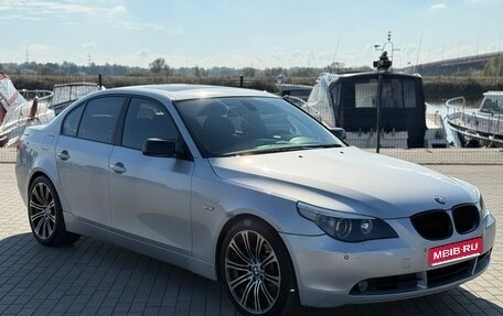 BMW 5 серия, 2003 год, 940 000 рублей, 1 фотография