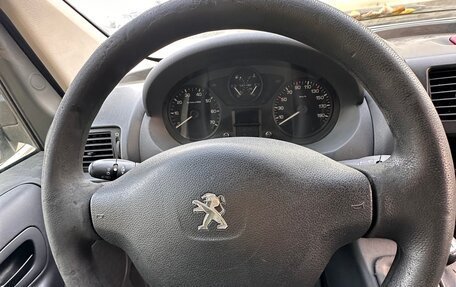 Peugeot Expert II, 2013 год, 1 085 000 рублей, 7 фотография
