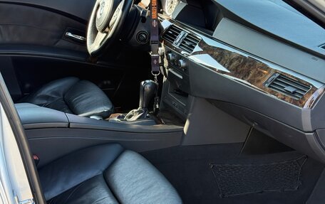 BMW 5 серия, 2003 год, 940 000 рублей, 4 фотография