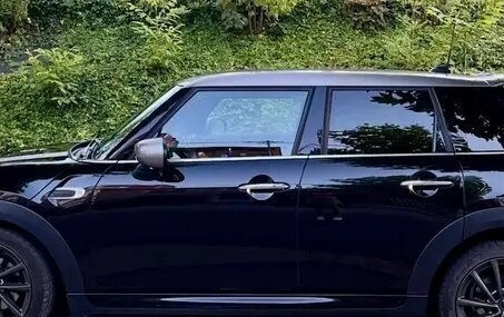 MINI Hatch, 2022 год, 2 350 001 рублей, 6 фотография