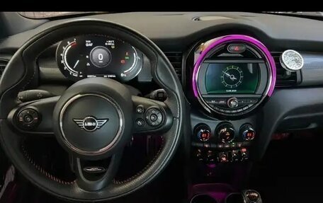 MINI Hatch, 2022 год, 2 350 001 рублей, 12 фотография