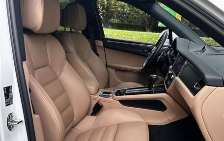 Porsche Macan I рестайлинг, 2022 год, 5 100 000 рублей, 7 фотография