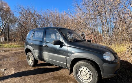 Chevrolet Niva I рестайлинг, 2013 год, 450 000 рублей, 2 фотография