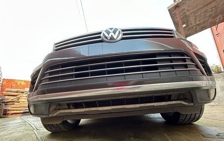 Volkswagen Touareg III, 2015 год, 2 750 000 рублей, 4 фотография