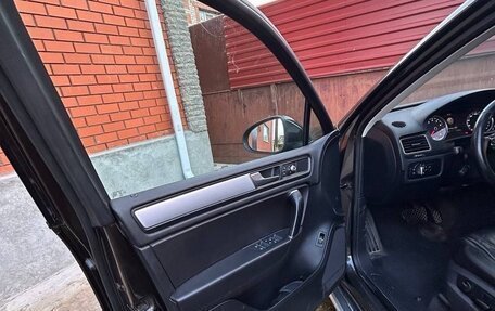 Volkswagen Touareg III, 2015 год, 2 750 000 рублей, 14 фотография