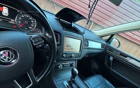 Volkswagen Touareg III, 2015 год, 2 750 000 рублей, 33 фотография