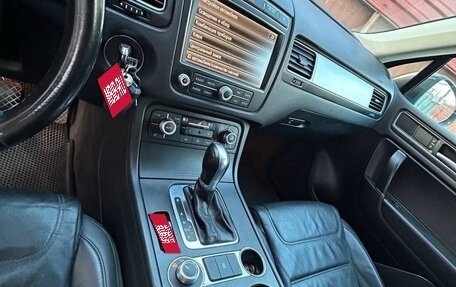 Volkswagen Touareg III, 2015 год, 2 750 000 рублей, 30 фотография