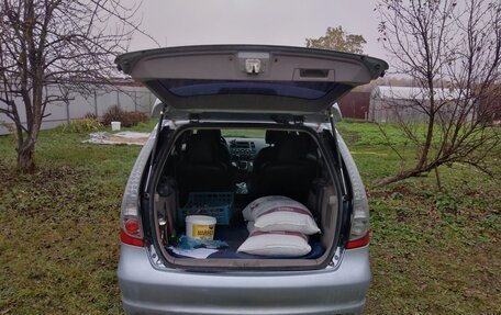 Mitsubishi Grandis, 2006 год, 600 000 рублей, 10 фотография