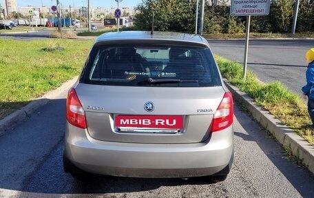 Skoda Fabia II, 2013 год, 650 000 рублей, 7 фотография