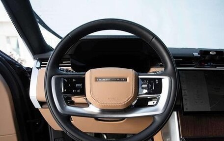 Land Rover Range Rover IV рестайлинг, 2022 год, 10 317 000 рублей, 5 фотография
