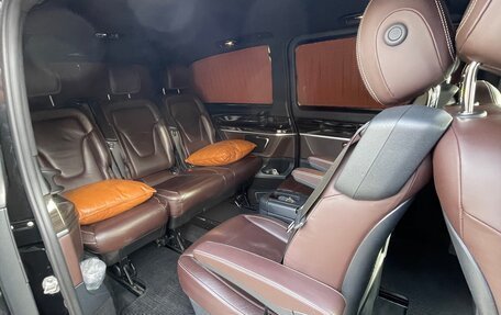 Mercedes-Benz V-Класс, 2015 год, 4 250 000 рублей, 8 фотография