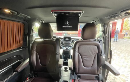 Mercedes-Benz V-Класс, 2015 год, 4 250 000 рублей, 6 фотография
