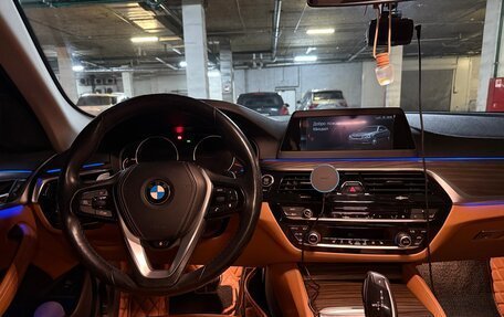 BMW 5 серия, 2018 год, 3 300 000 рублей, 13 фотография