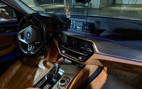 BMW 5 серия, 2018 год, 3 300 000 рублей, 11 фотография