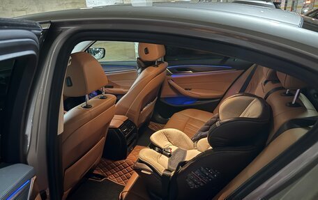 BMW 5 серия, 2018 год, 3 300 000 рублей, 17 фотография