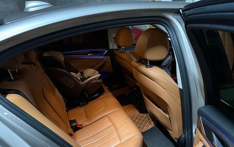 BMW 5 серия, 2018 год, 3 300 000 рублей, 16 фотография