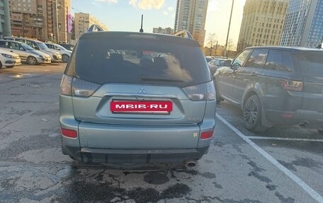 Mitsubishi Outlander III рестайлинг 3, 2008 год, 720 000 рублей, 13 фотография