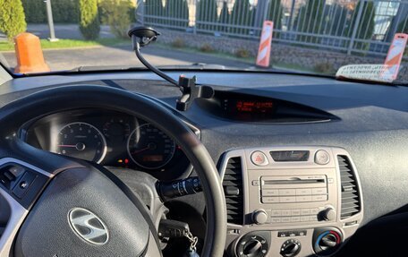Hyundai i20 IB рестайлинг, 2010 год, 555 000 рублей, 5 фотография