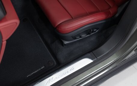 Porsche Macan, 2025 год, 13 990 000 рублей, 12 фотография