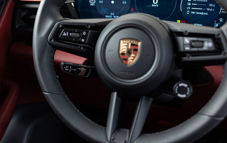 Porsche Macan, 2025 год, 13 990 000 рублей, 16 фотография