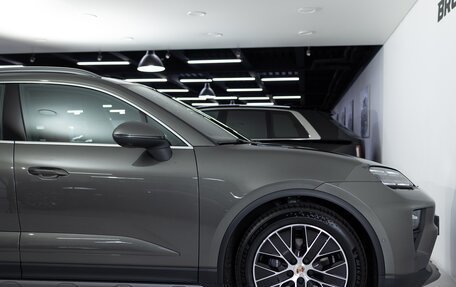 Porsche Macan, 2025 год, 13 990 000 рублей, 32 фотография